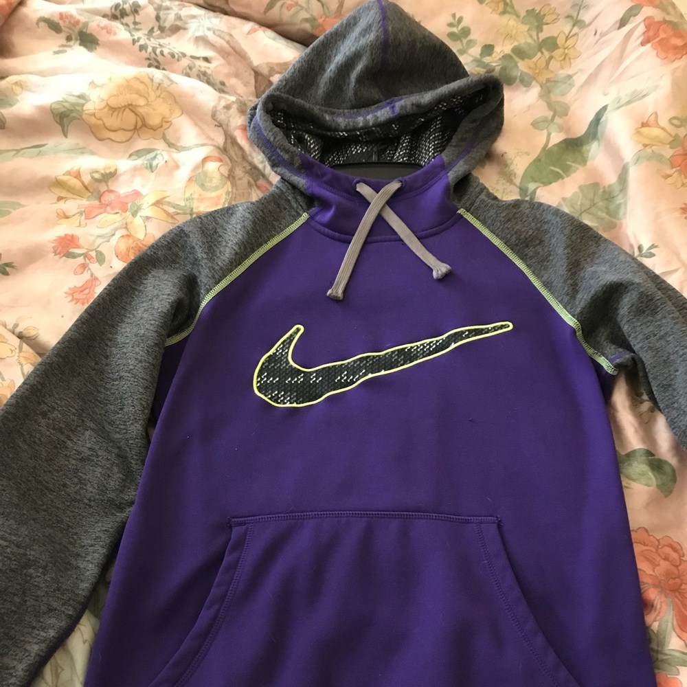 XS Nike Thermal-fit Purple and Grey Hoodie